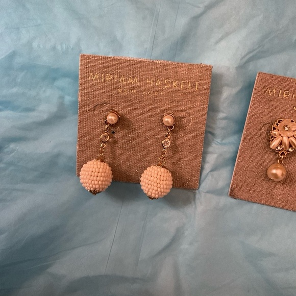2 Miriam Haskell Drop Dangle Earrings-Seed Bead And Miriam Bows New​​ - Picture 2 of 13